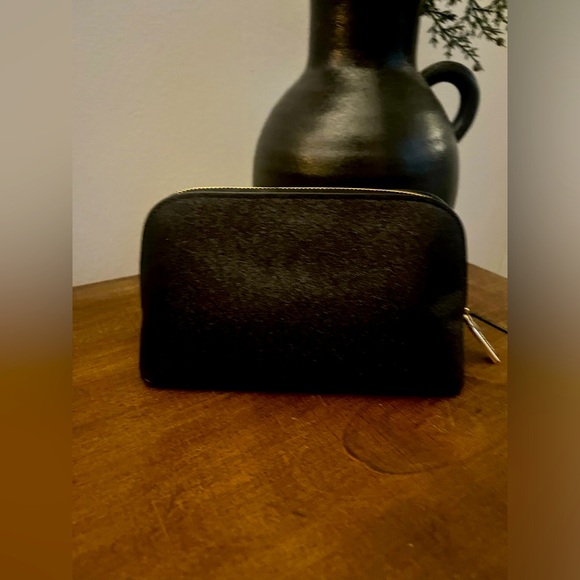 Kate Spade Glittery Cosmetic Pouch (NWT) - Picture 2 of 8